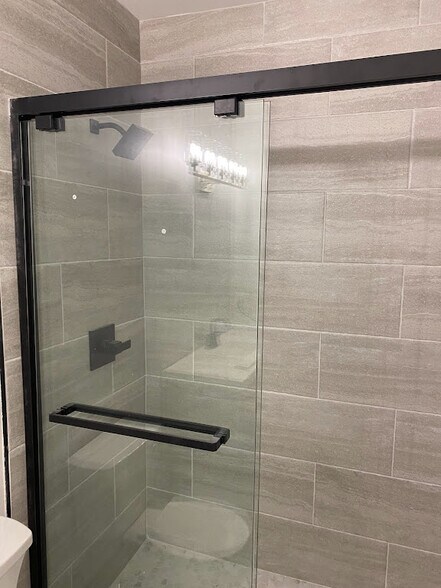 Building Photo - 259 S Pickett St