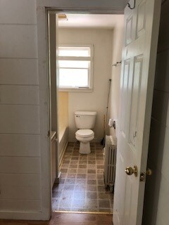 bathroom - 243 W Allegan St