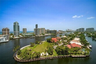 Building Photo - 137 Golden Isles Dr