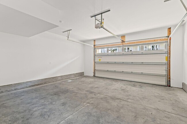 Building Photo - 128 Etta Wy
