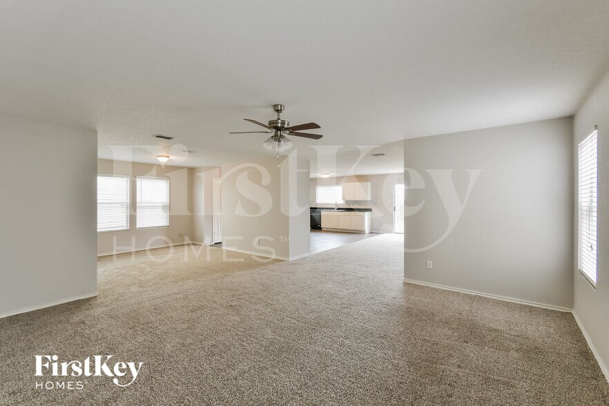Building Photo - 7711 Caballo Canyon