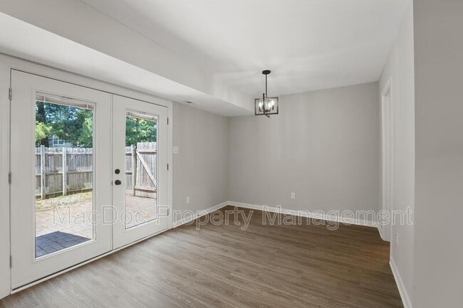 Building Photo - 5239 Daffodil Dr