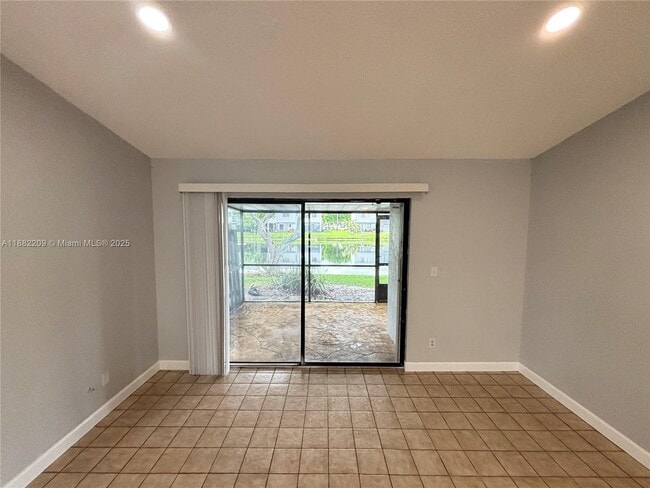 Building Photo - 4805 Pier Dr