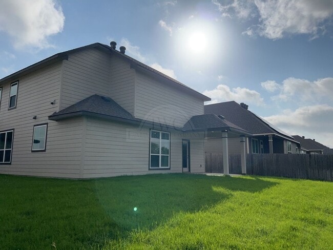 Building Photo - 6702 McGregor Lp