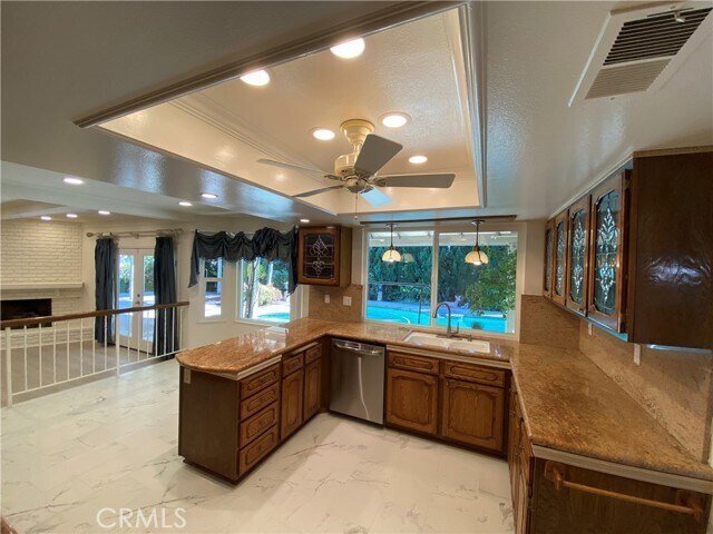 Building Photo - 2072 Maverick Cir