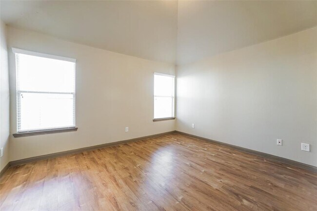 Building Photo - 2422 Jonahs Wy