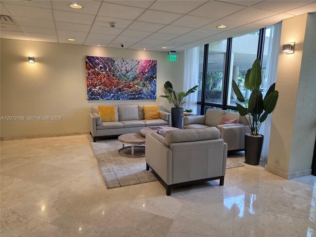 Building Photo - 4900 N Ocean Blvd