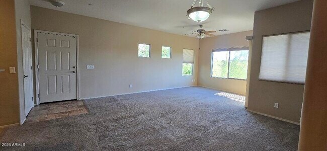 Building Photo - 12050 N Panorama Dr