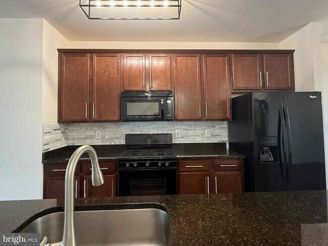 Building Photo - 12708 Longford Glen Dr
