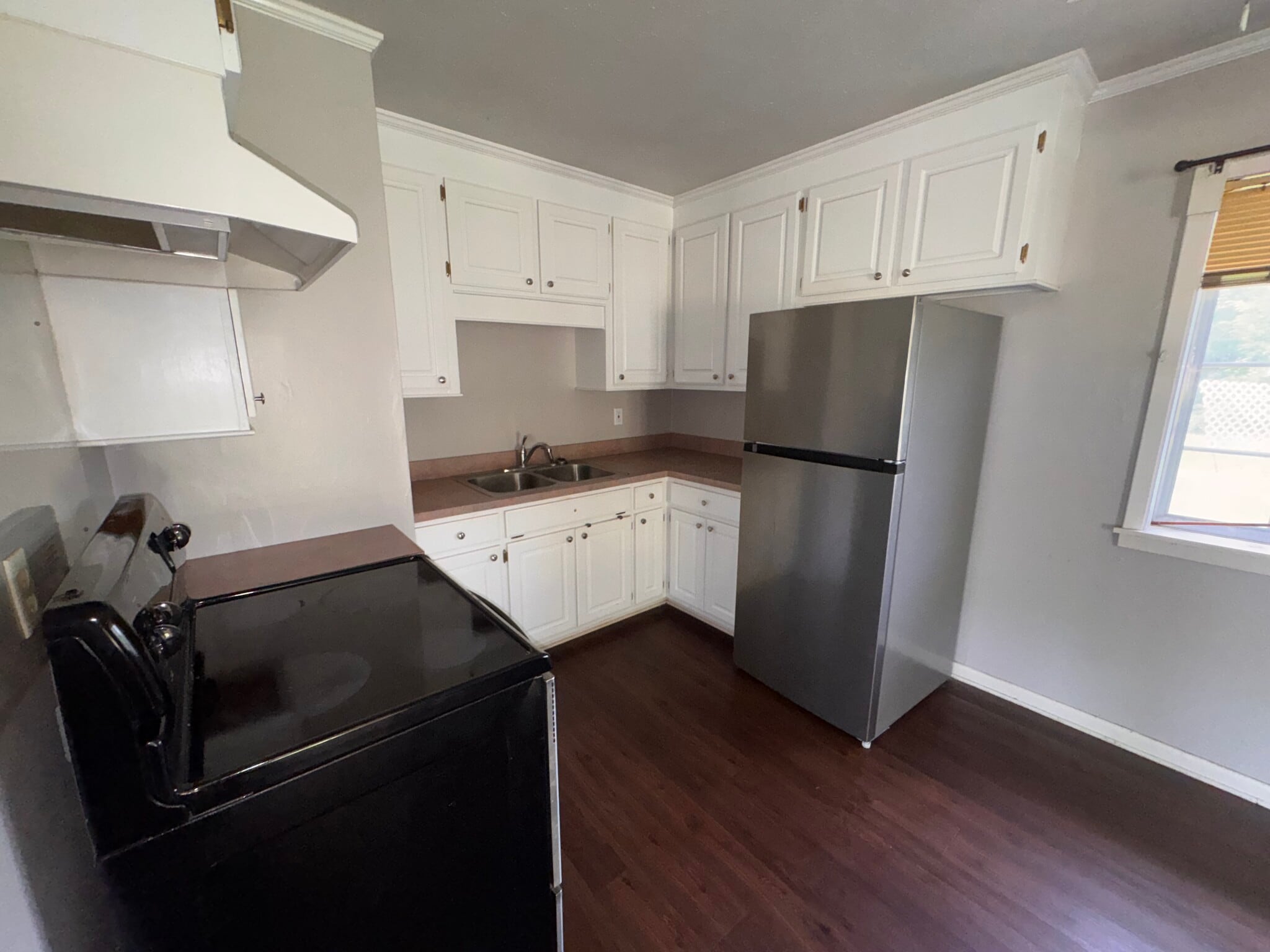 Building Photo - 2033 Loyd St