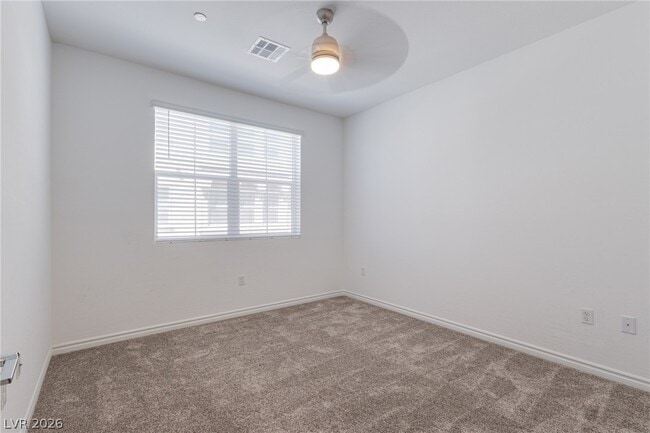 Building Photo - 2555 Hampton Rd