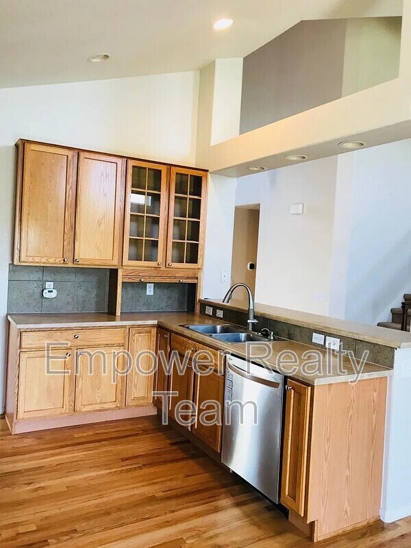 Building Photo - 16055 Butterwort Cir
