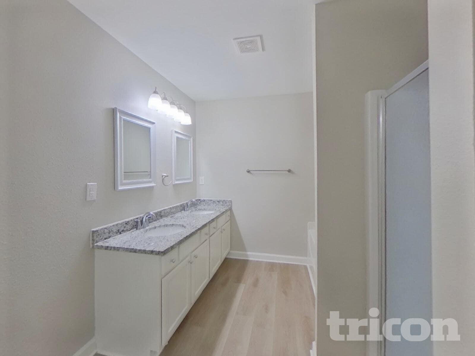 Building Photo - 9821 Bayview Pkwy