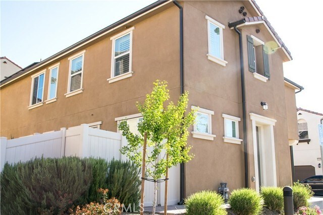 Building Photo - 35879 Landon Ln