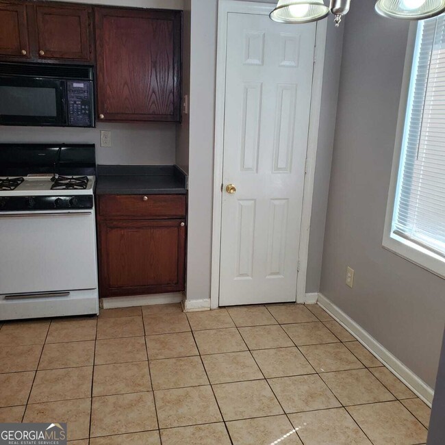 Building Photo - 3904 Conley Downs Ln