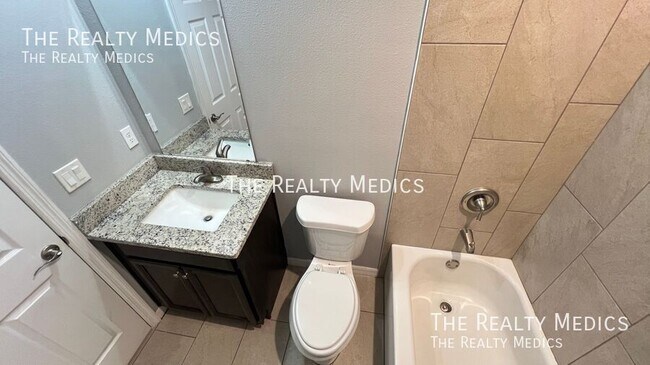 Building Photo - 1342 Defender St NW