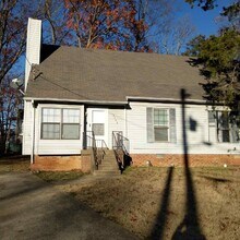 Building Photo - 3006 Woodymore Pl