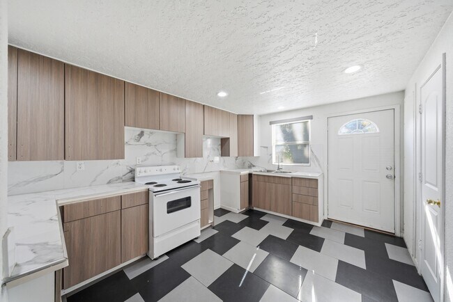 Building Photo - 1041 Dolly Wright St