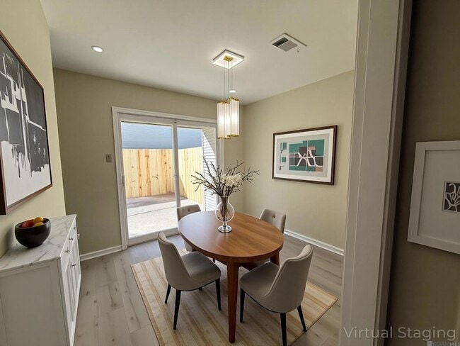 Building Photo - 5254 Stumberg Ln