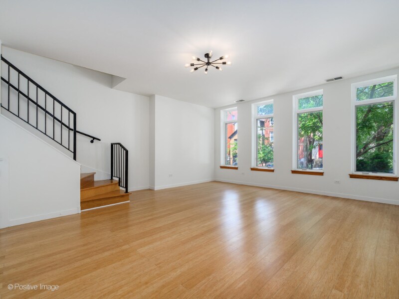 Building Photo - 840 N Wolcott Ave