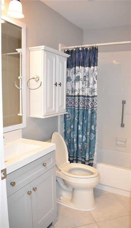 Building Photo - 1906 Canterbury Ln