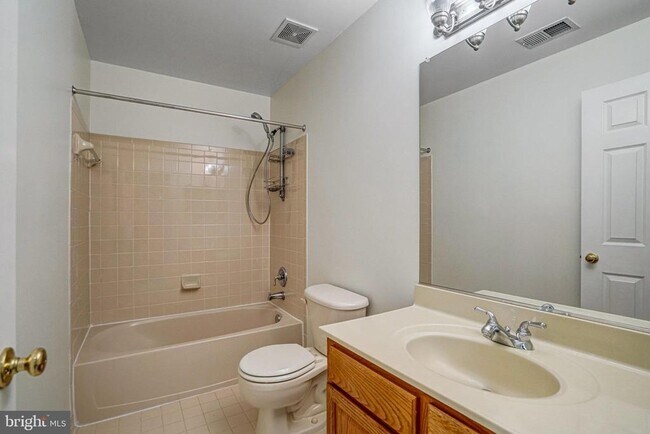 Building Photo - 6504 Trask Terrace