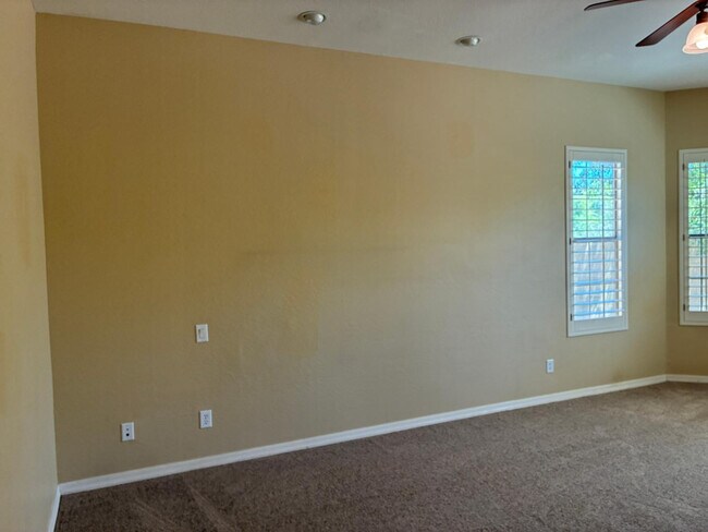 Building Photo - 20973 W Cora Vista