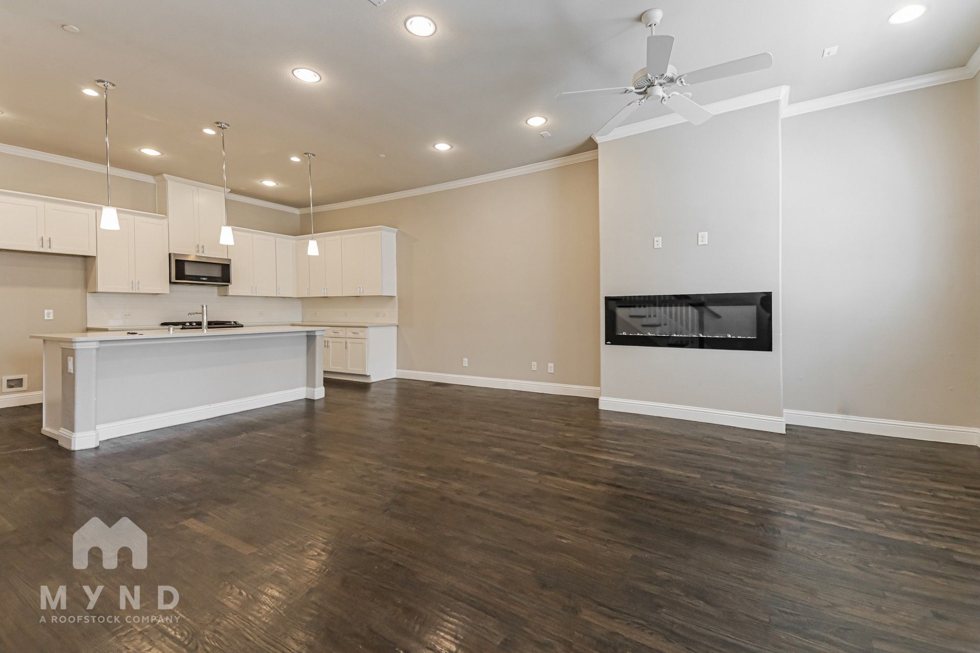 Building Photo - 2805 Lindale Dr