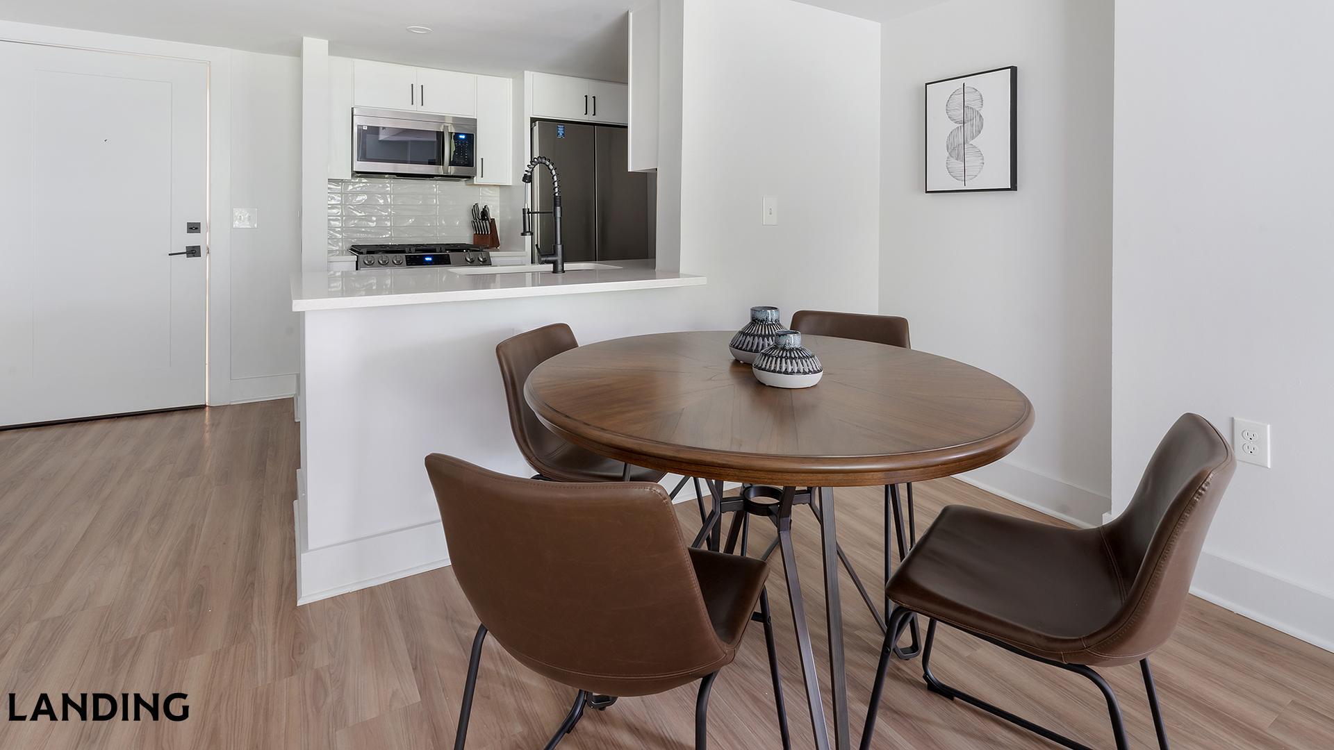 Building Photo - 1221 S Eads St