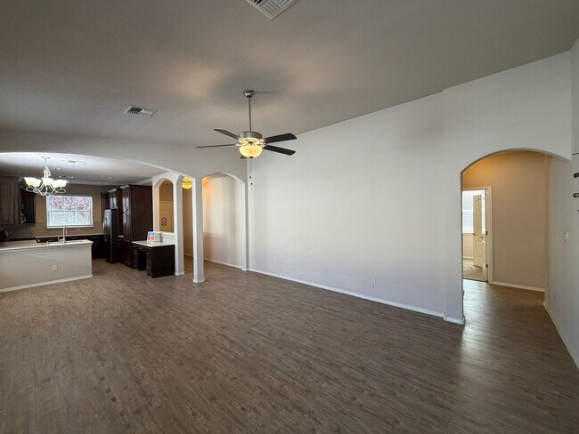 Building Photo - 5815 Mafraq Ave NW