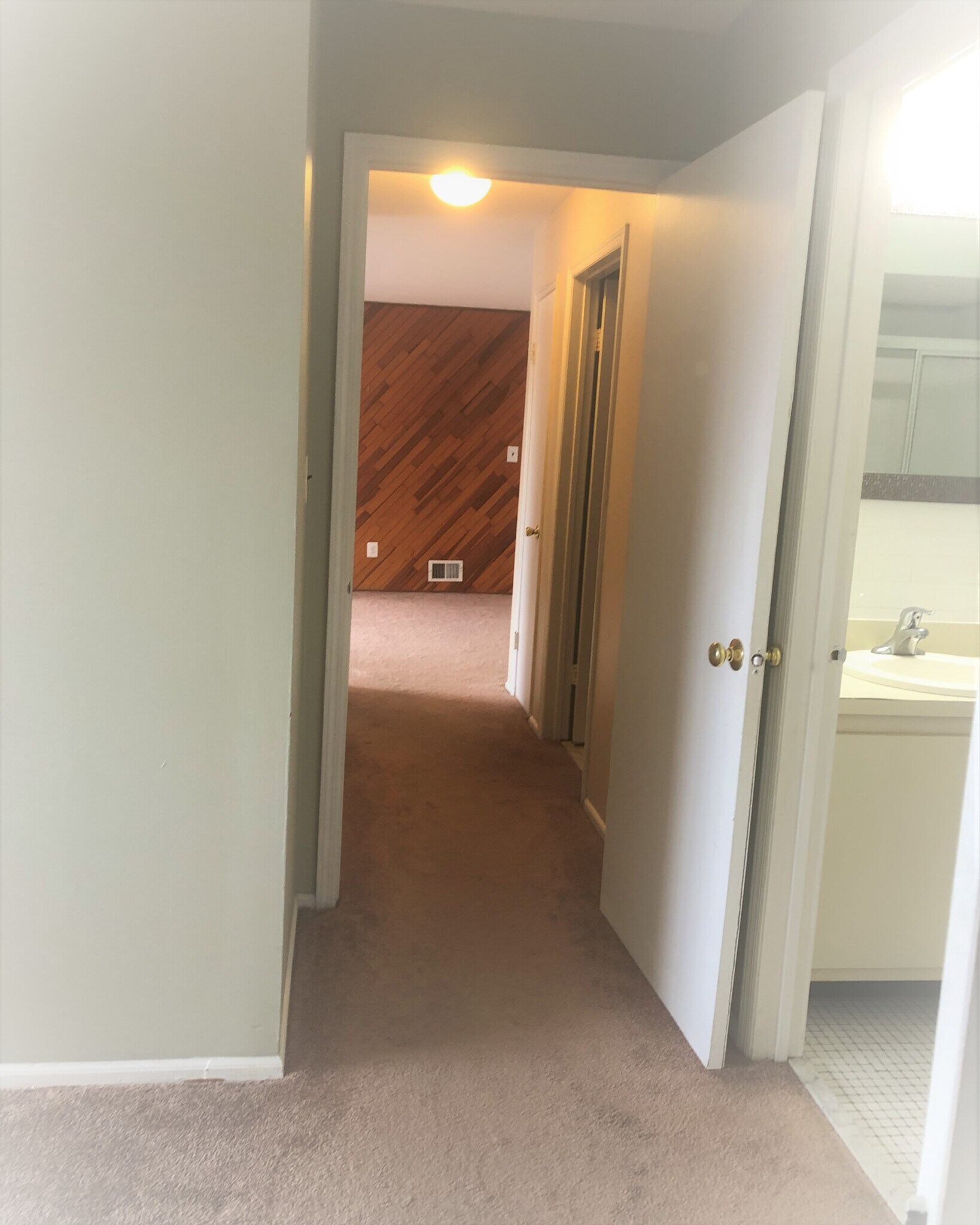 Building Photo - 106 Keystone Ct