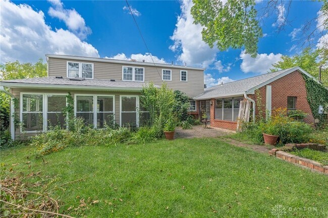 Building Photo - 7072 Cliffstone Dr