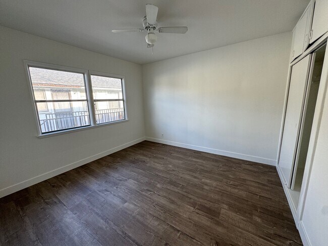 bedroom #2 - 5607 Beck Ave