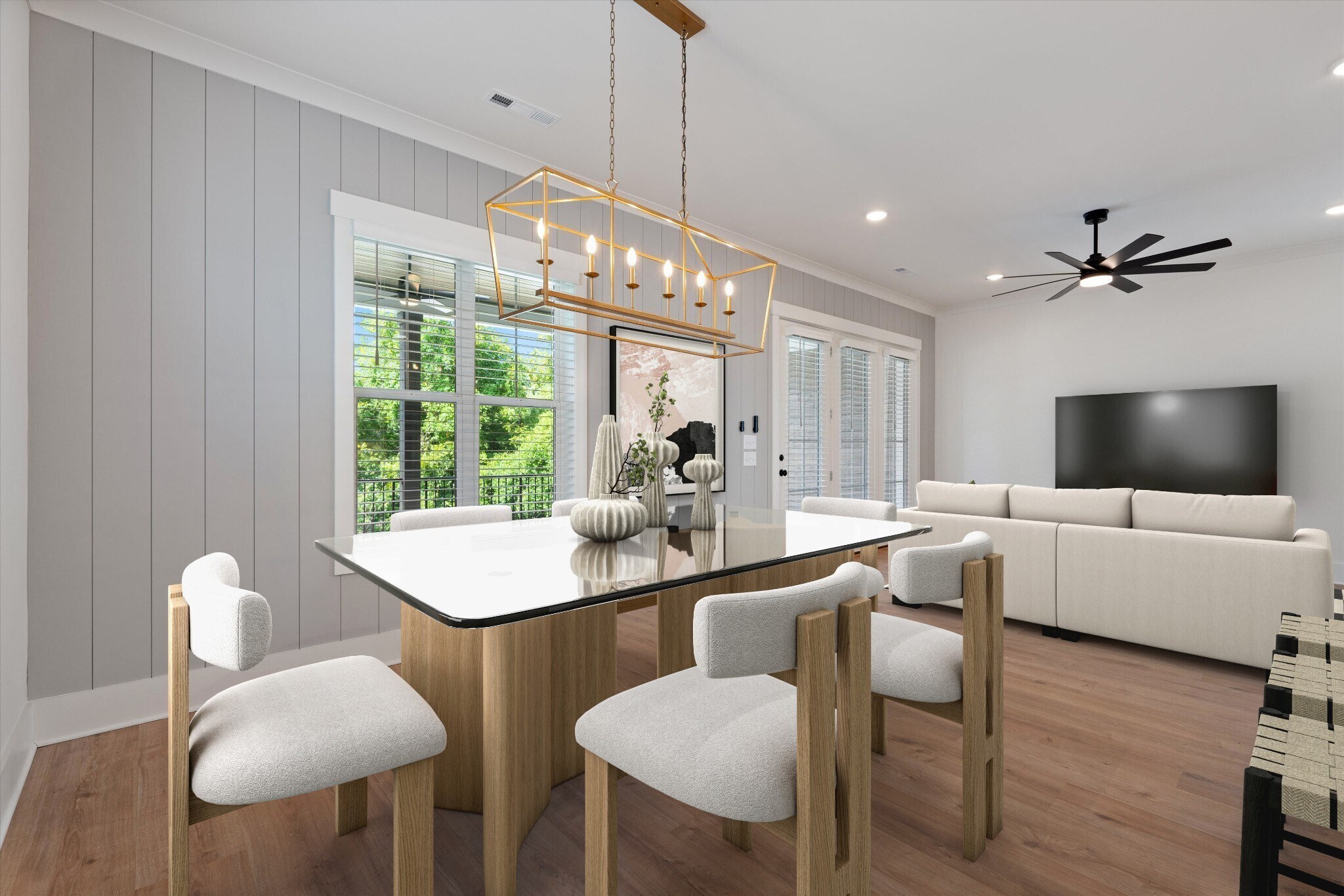 Building Photo - 321 Old Shackle Island Rd