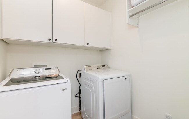 Building Photo - Do Not Miss this Beautiful piece of property.