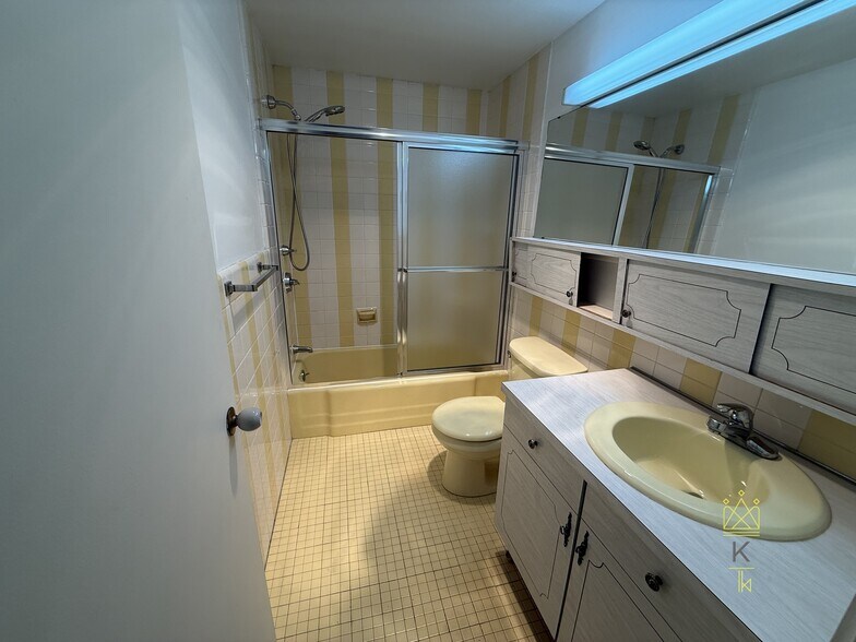 Building Photo - 125 Chiswick Rd