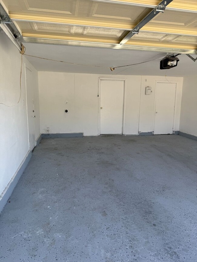 Building Photo - Charming 4-Bedroom Home for Rent in San Be...