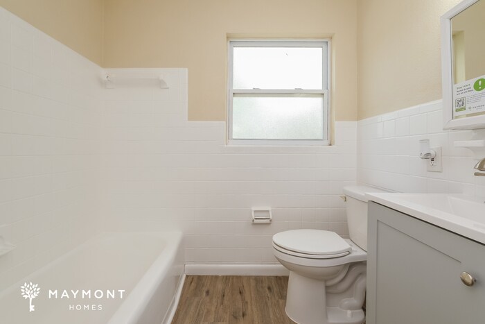 Building Photo - 408 Alma Dr