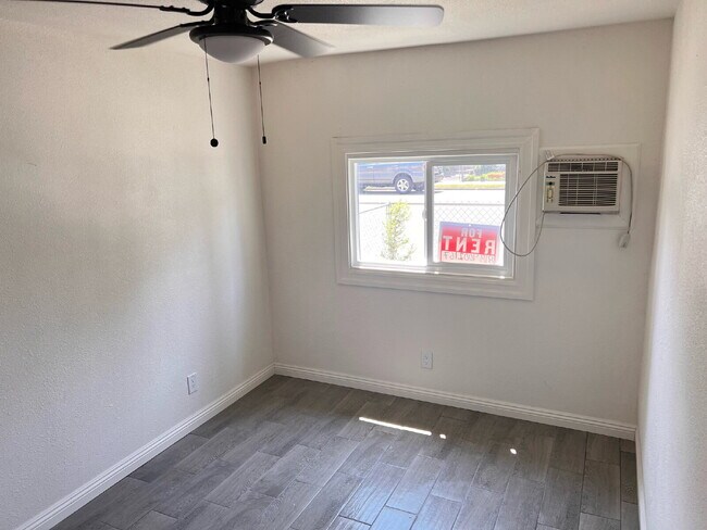 Building Photo - Newly renovated 2br 1bath near the 215