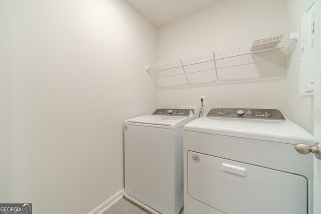 Building Photo - 1412 Villageside Ct