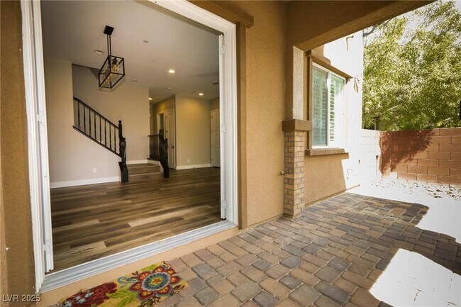 Building Photo - 10369 Pescado Ln