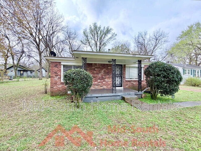 Building Photo - 3389 Cypress Rd