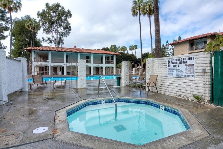 Building Photo - 10699 San Diego Mission Rd