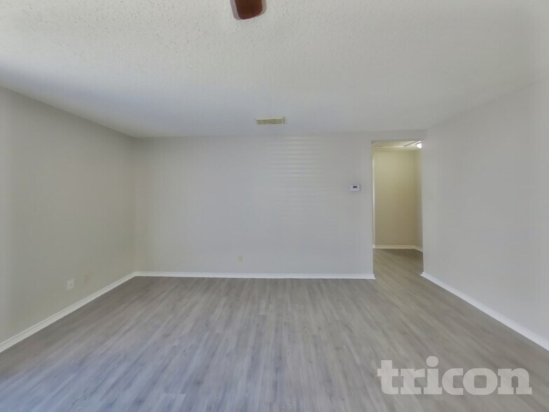 Building Photo - 6714 Barton Rock Ln