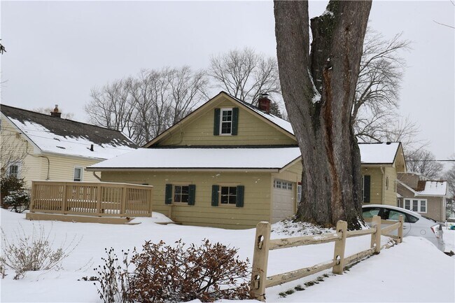 Building Photo - 195 Brookridge Dr