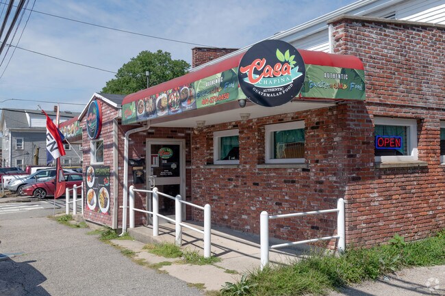 Neighborhood Restaurants - 636 Hartford Ave