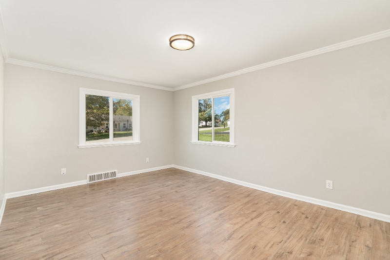 Building Photo - 6416 Walnut Dr