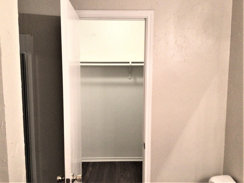 Building Photo - 3030 Dusty Ridge Dr