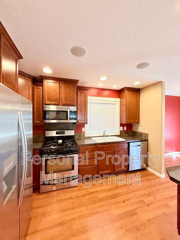 Building Photo - 5322 NE 95th St