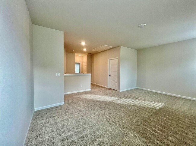 Building Photo - 1702 Dover Creek Ln